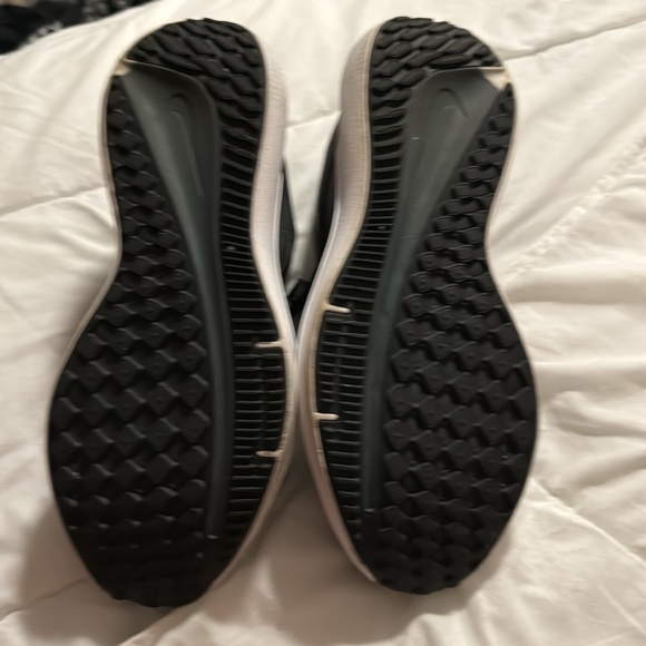 Nike Winflo Women's size 10 nearly new - Picture 3 of 3